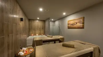 WHITE CITY BEACH HOTEL
