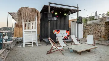 WHITE CITY BEACH HOTEL