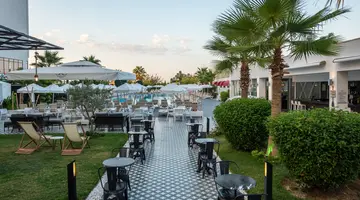 WHITE CITY RESORT