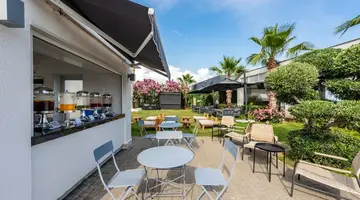 WHITE CITY RESORT