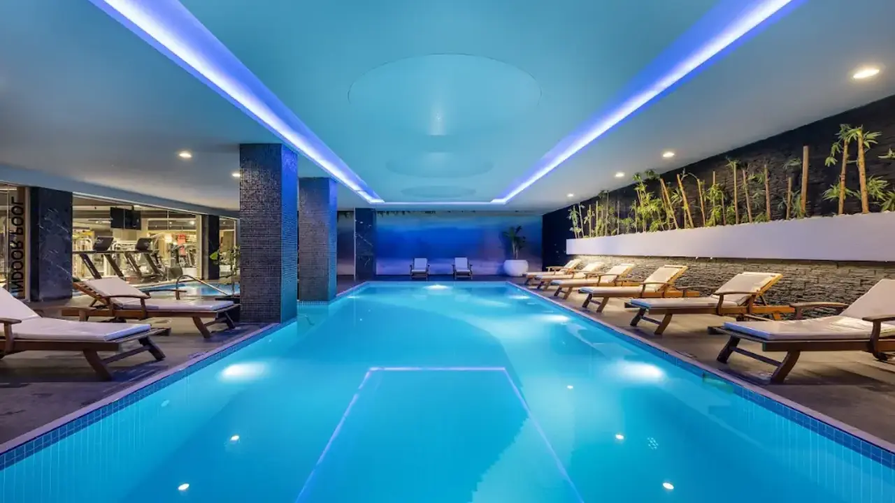 WHITE CITY RESORT