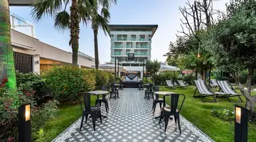 WHITE CITY RESORT