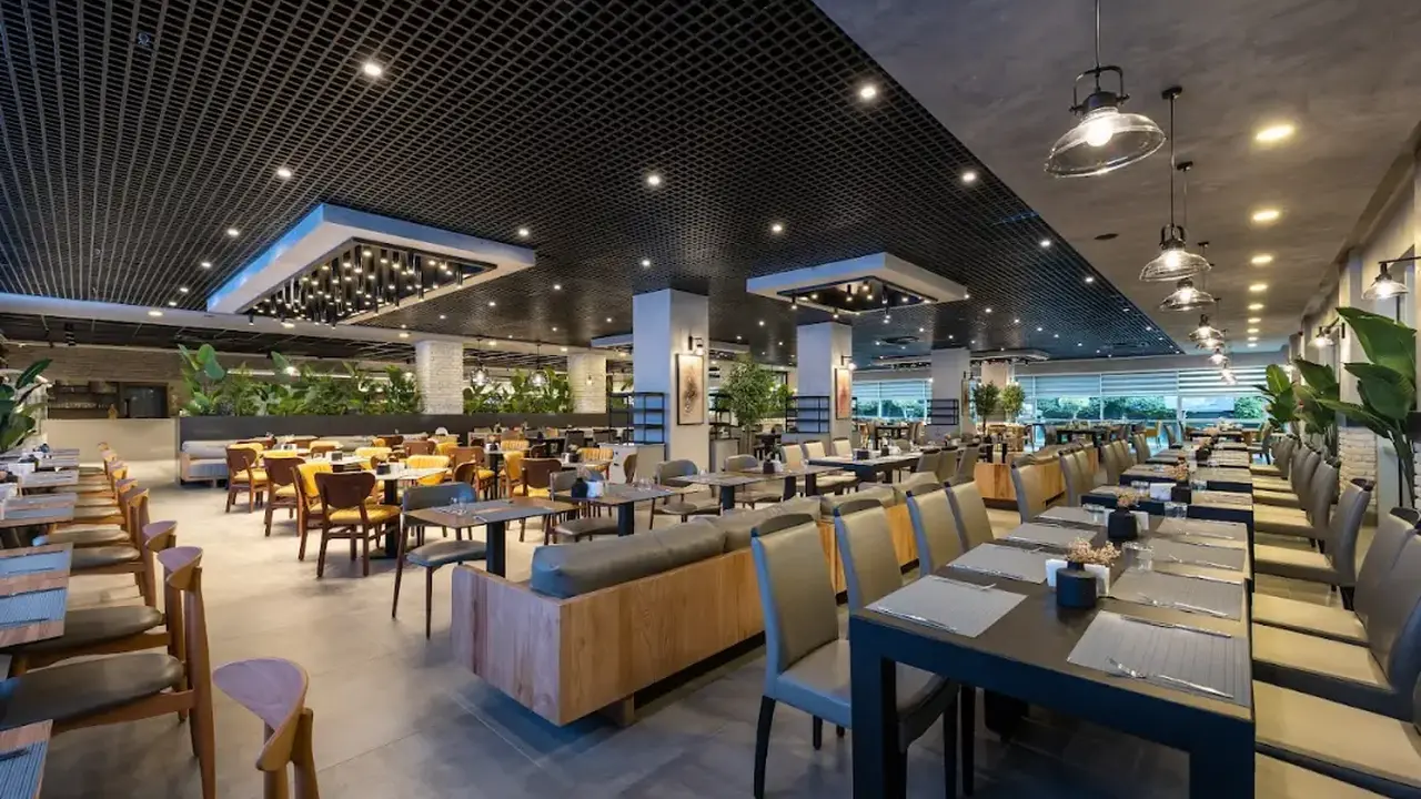 WHITE CITY RESORT