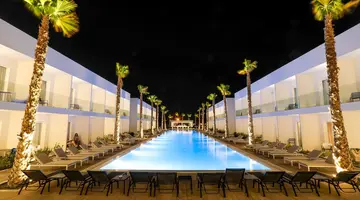 White Dreams Resort