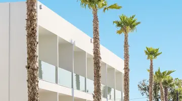 White Dreams Resort