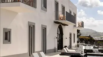 White Exclusive Suites & Villas