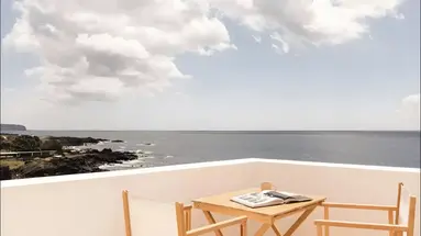 White Exclusive Suites & Villas