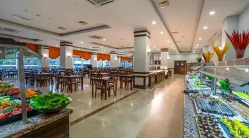 WHITE LILYUM HOTEL