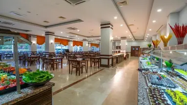 WHITE LILYUM HOTEL