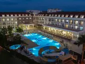WHITE LILYUM HOTEL