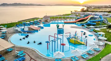 White Olive Marine Aquapark