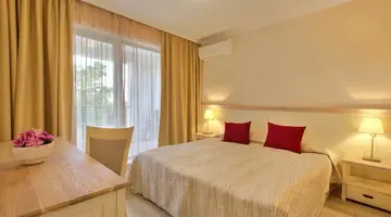 White Rock Castle Suite Hotel and SPA