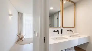 White Shell Beach Villas