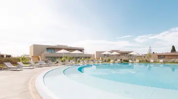 White Shell Beach Villas