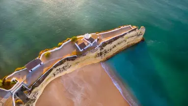 White Shell Beach Villas
