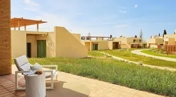 White Shell Beach Villas