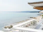 WHITE SUITES BOUTIQUE HOTEL