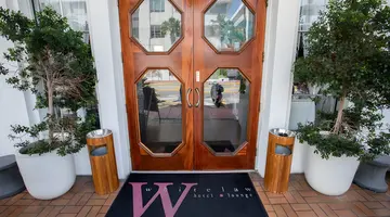 Whitelaw Hotel