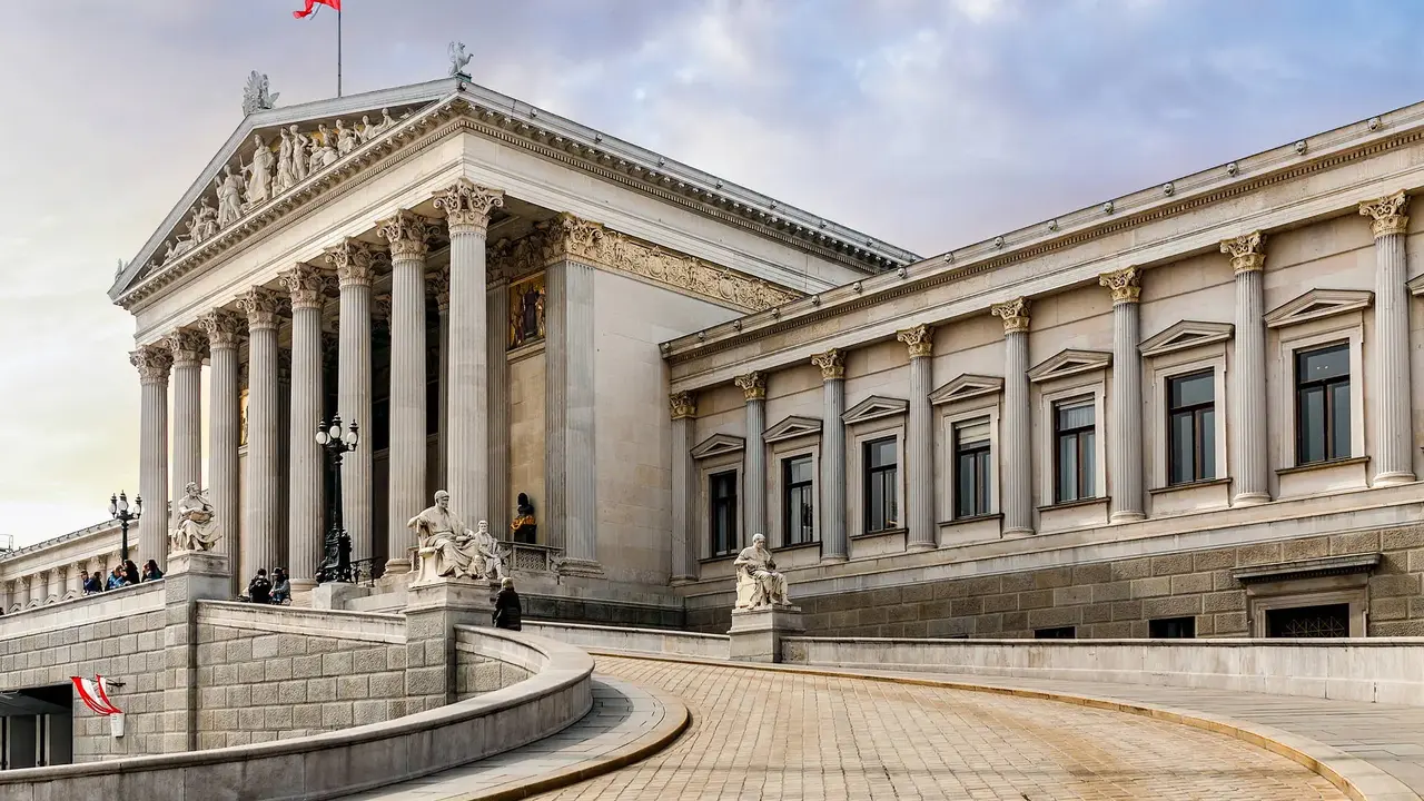 Wiedeń i Budapeszt - perły Dunaju dla wygodnych