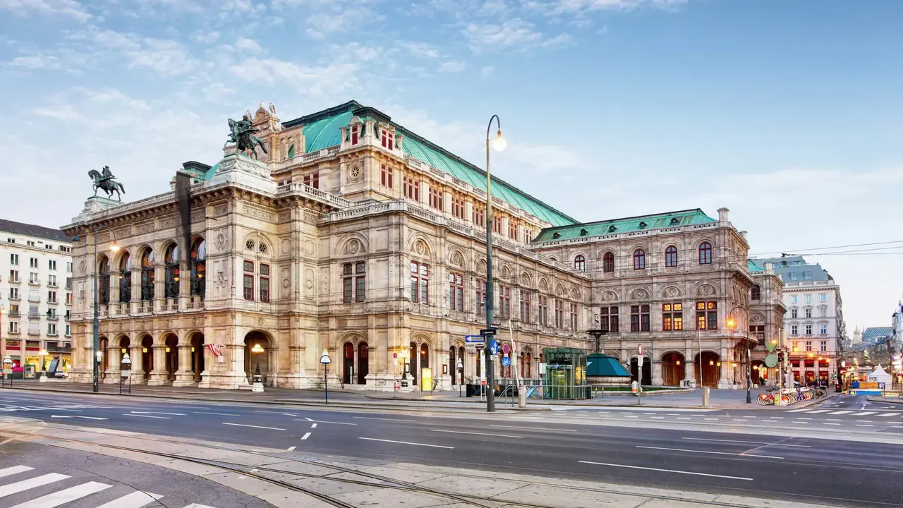 Wiedeń i Budapeszt - perły Dunaju dla wygodnych