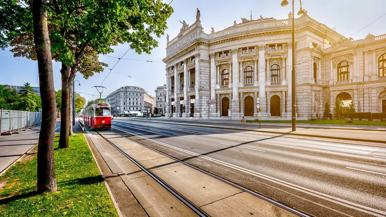 Wiedeń i Budapeszt - perły Dunaju dla wygodnych