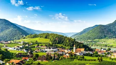 WIEDEŃ I UROKI DOLINY WACHAU