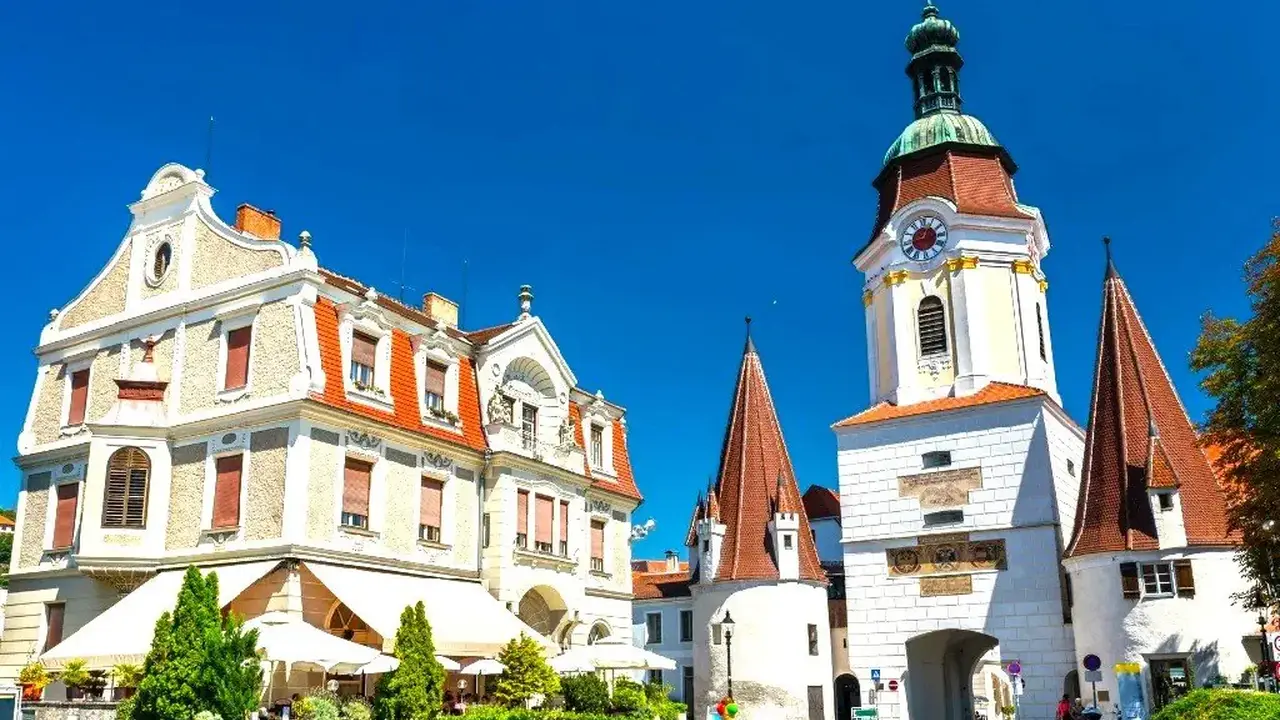 WIEDEŃ I UROKI DOLINY WACHAU