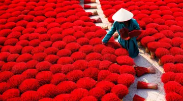 Wietnam w Słomkowym Kapeluszu - Premium