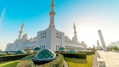 Wiezowce, karawany