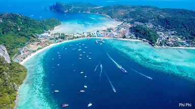 Wieżowce Singapuru i plaże Tajlandii