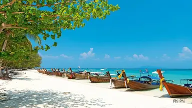 Wieżowce Singapuru i plaże Tajlandii