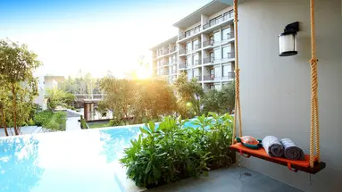 Wieżowce Singapuru i plaże Tajlandii