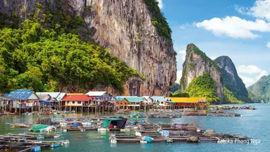 Wieżowce Singapuru i plaże Tajlandii