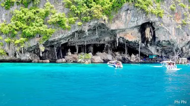Wieżowce Singapuru i plaże Tajlandii