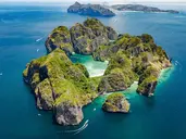Wieżowce Singapuru i plaże Tajlandii