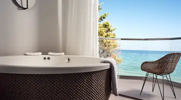 Windmill Bay Hotel