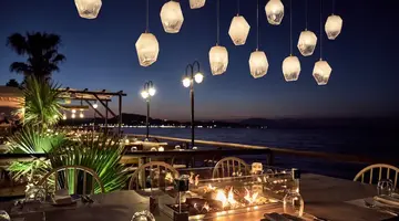 Windmill Bay Hotel
