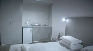 WINDMILLS APARTMENTS
