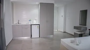 WINDMILLS APARTMENTS