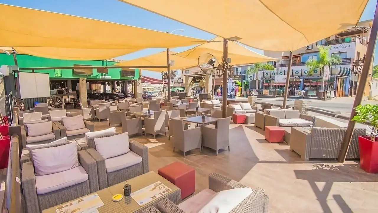 Windmills Hotel Apartments