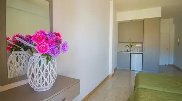 Windmills Hotel Apts