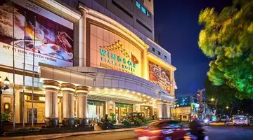 Windsor Plaza