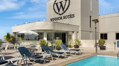 Windsor Plaza