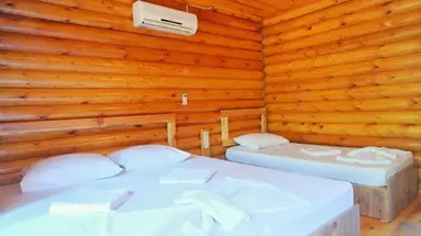 Wood Line Hotel