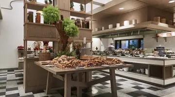 WOODLANDS HOTEL & RESORT