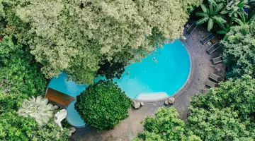 WOODLANDS HOTEL & RESORT