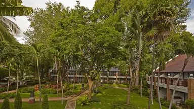 WOODLANDS HOTEL & RESORT