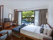 WOODLANDS SUITES SERVICED RESIDENCES