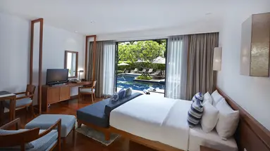 WOODLANDS SUITES SERVICED RESIDENCES