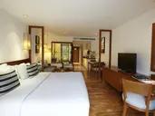 WOODLANDS SUITES SERVICED RESIDENCES